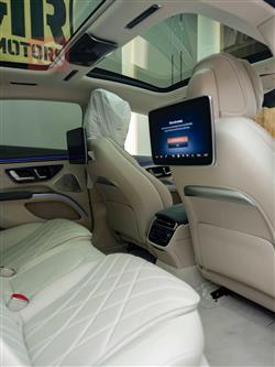 مێرسێدس بێنز EQS